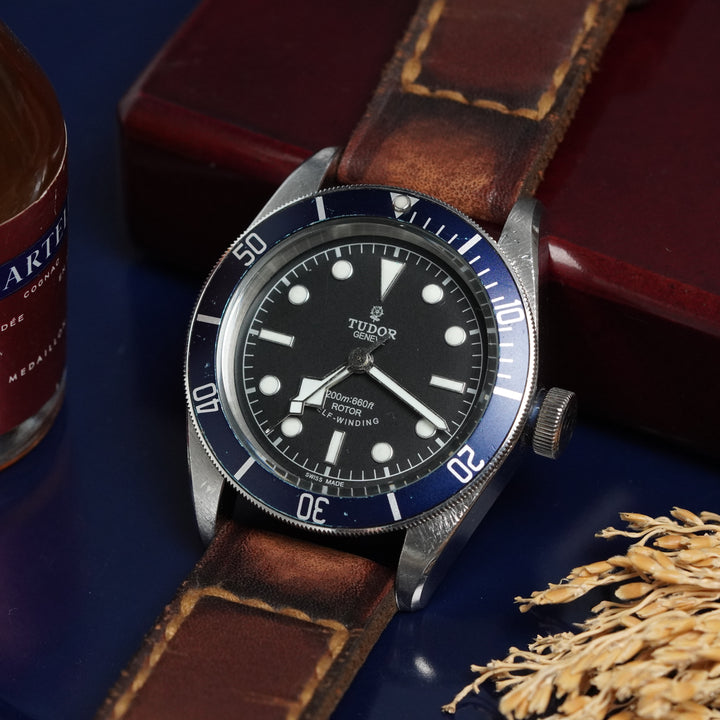 Tudor Straps - Caitlin 4 Serie