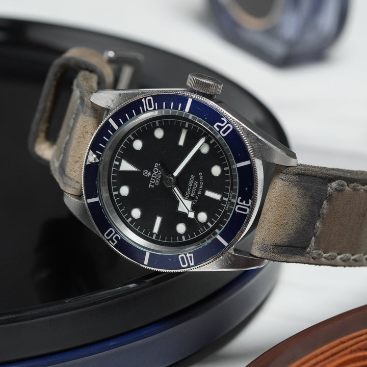 Tudor Straps - Caitlin 5 Serie