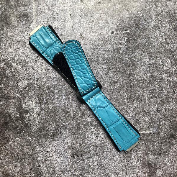 Velcro Croco Teal Blue