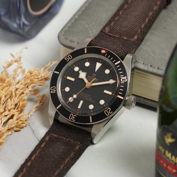 Canvas Dark Brown no.10