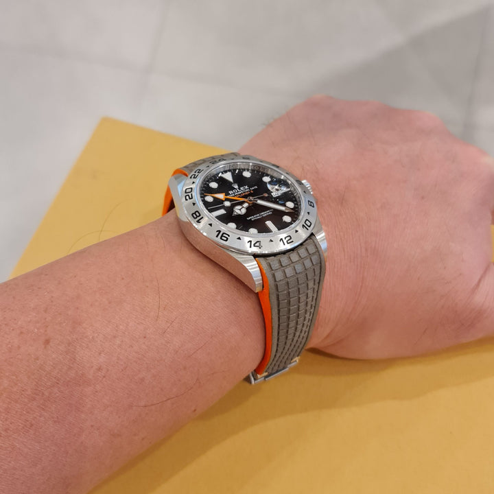 Chessboard Titanium With Orange Edge