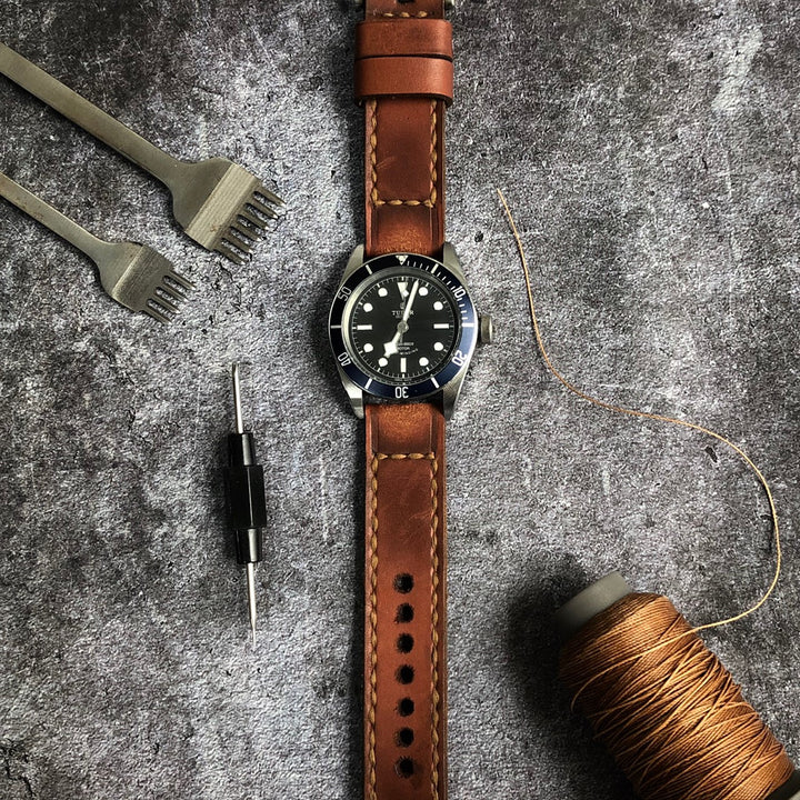 Tudor Straps - Caitlin 9 Serie