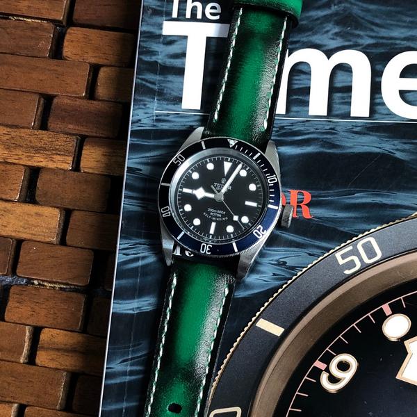 Tudor Straps - Deep Green