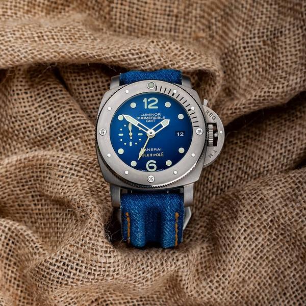 Double Muscular Vintage Blue Canvas